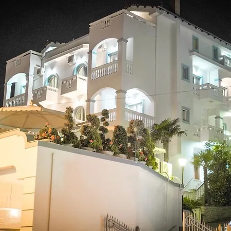 Serxho Hotel 3*