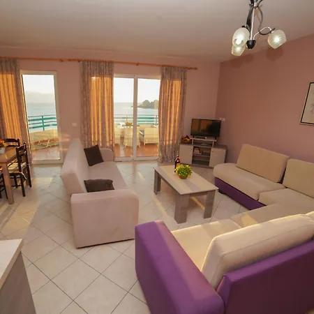 Serxho 호텔 Sarandë