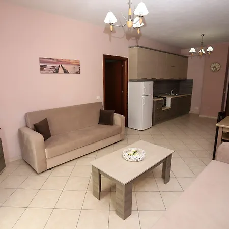 호텔 Serxho Sarandë