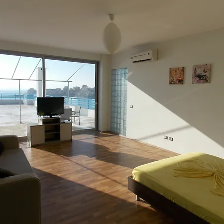 Serxho Hotel Sarande